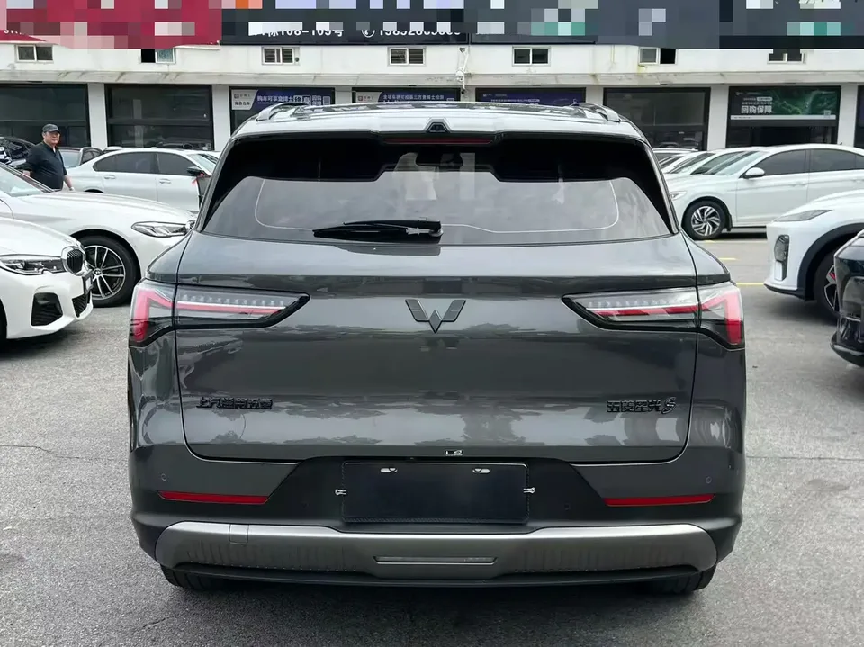 Wuling Starlight S PHEV Wuling Starlight S PHEV 2024 130km Pilot 2025 — thumbnail 2