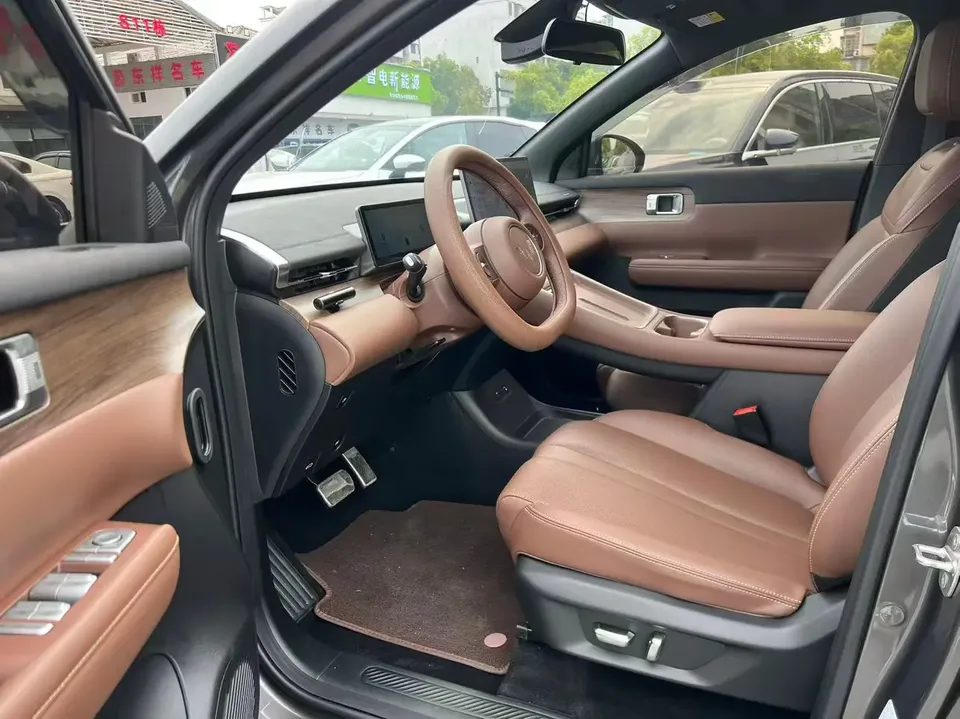 Wuling Starlight S PHEV Wuling Starlight S PHEV 2024 130km Pilot 2025 — thumbnail 5