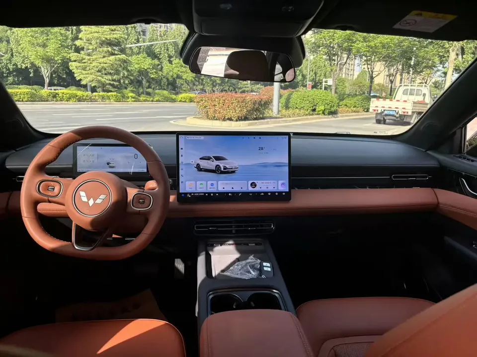 Wuling Starlight EV 610km Smart Flagship 2025 — миниатюра 3