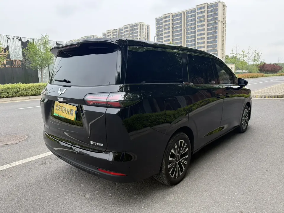 Wuling Starlight 730 PHEV basic model 2025 — миниатюра 2