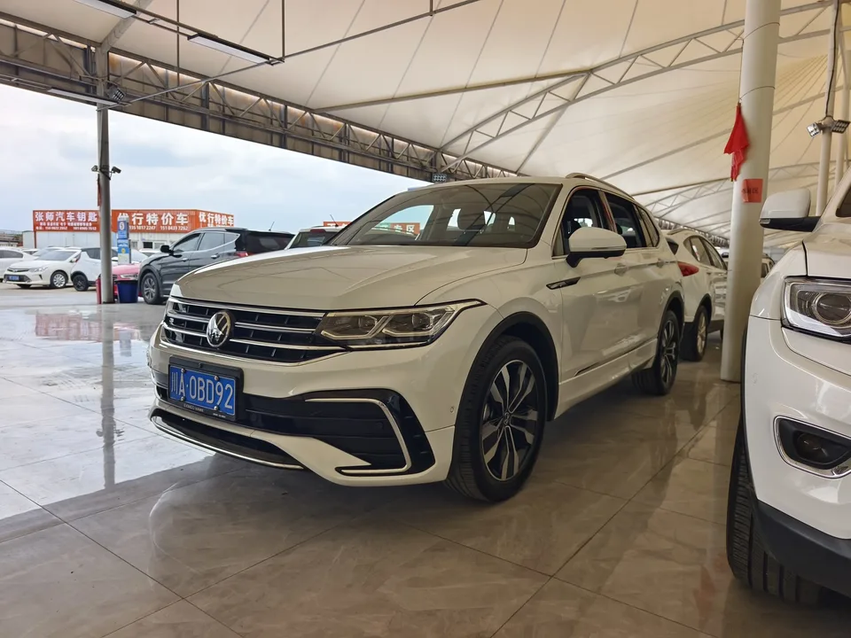 Volkswagen Tiguan L 2024