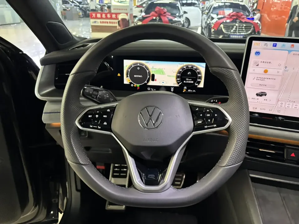 Volkswagen Tayron Tanyue L 380TSI 4WD Luxury Easy Package 2025 — миниатюра 4