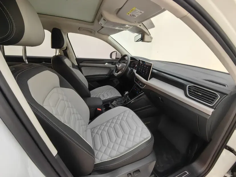Volkswagen Tayron Tayron 2023 Tanyue 2023 330TSI 2WD Luxury Plus Advanced Edition 2023 — thumbnail 5