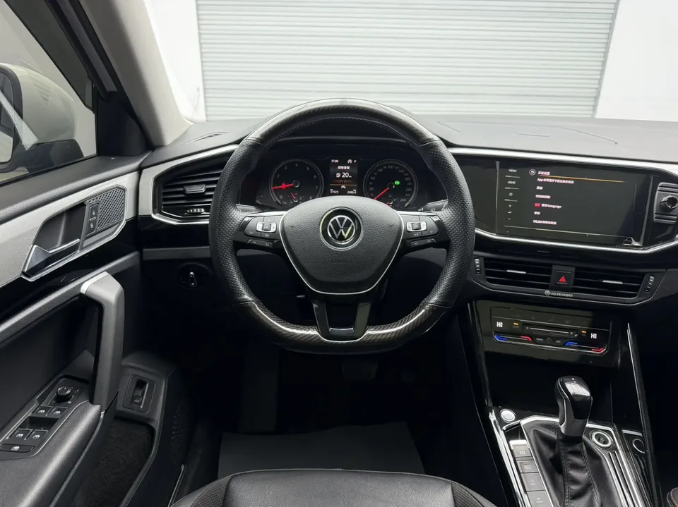 Volkswagen Tayron Tanyue 2022 280TSI 2WD Luxury Smart Edition 2022 — миниатюра 5