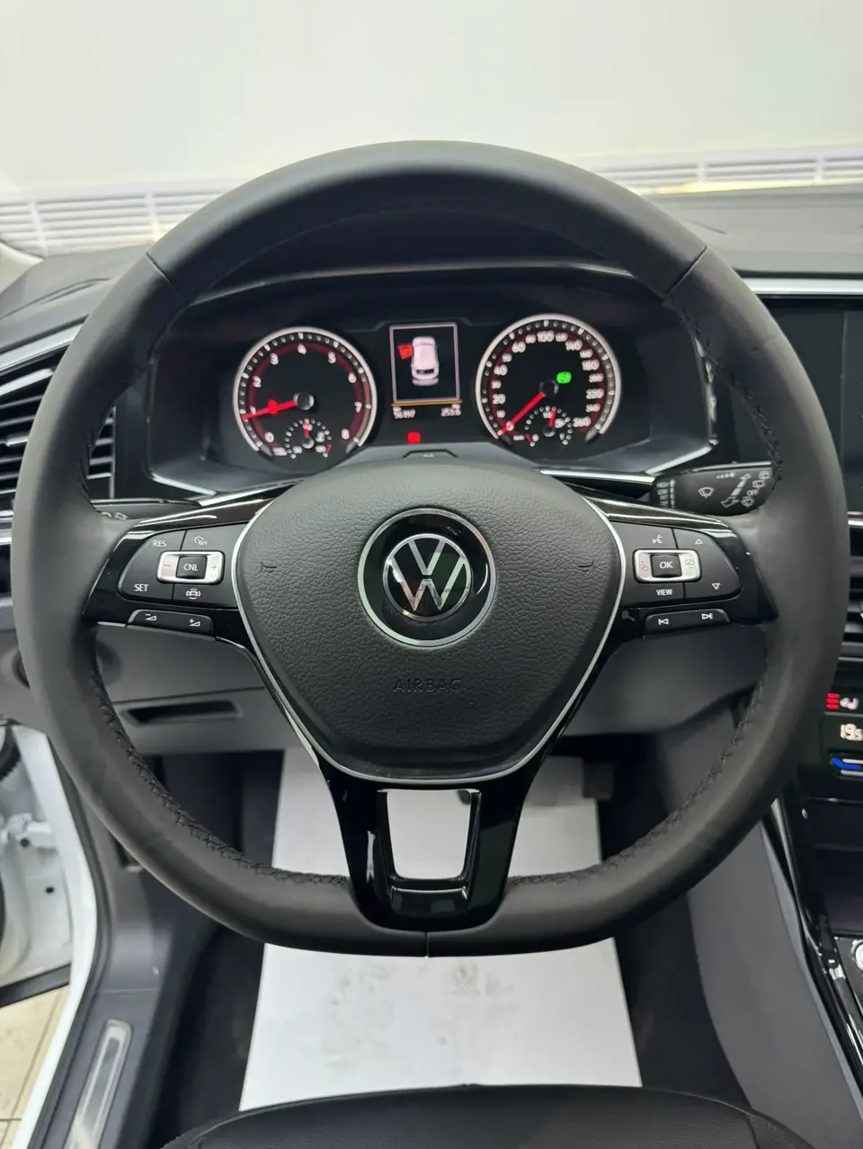Volkswagen Tayron Tanyue 2022 280TSI 2WD Luxury Smart Edition 2022 — миниатюра 3