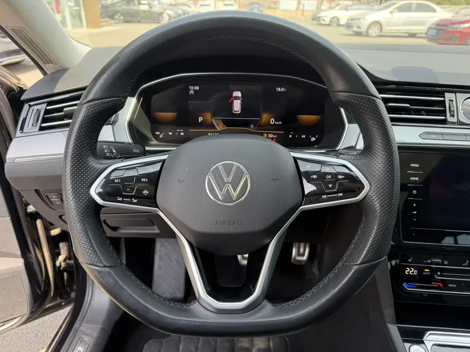 Volkswagen Magotan Magotan 2023 2 million commemorative edition 330TSI DSG leading model 2024 — миниатюра 3