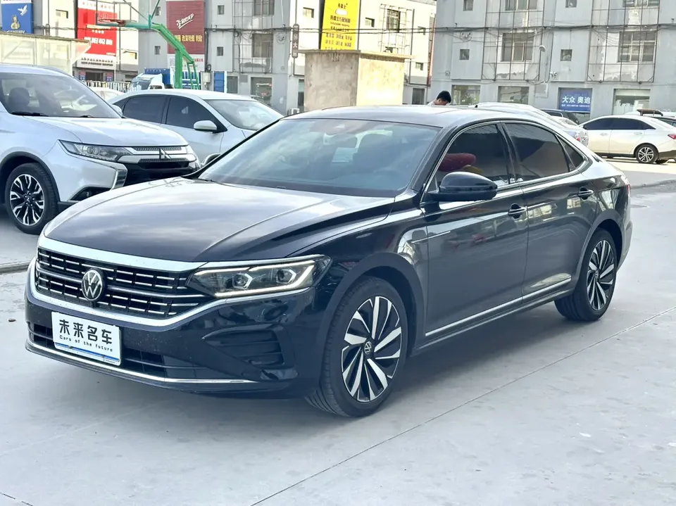 Volkswagen Passat 2023