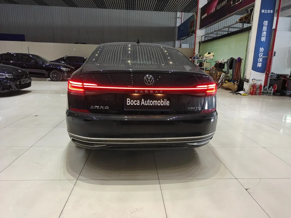 Volkswagen Passat facelift 330TSI Star Elite Edition 2023 — миниатюра 5