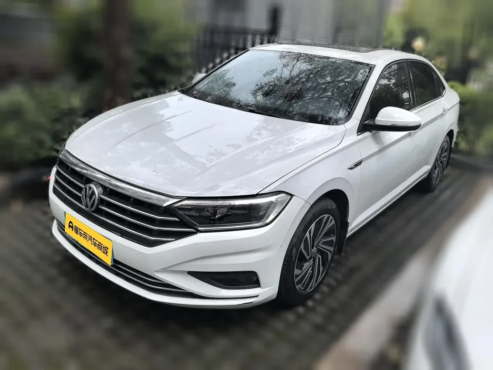 Volkswagen Sagitar 2022