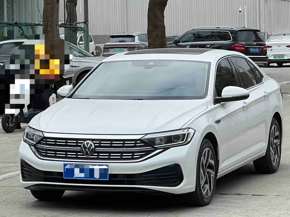 Volkswagen Sagitar 2023