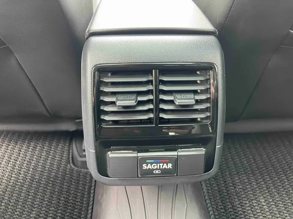 Volkswagen Sagitar Sagitar 280TSI DSG Beyond Edition 2022 — миниатюра 3