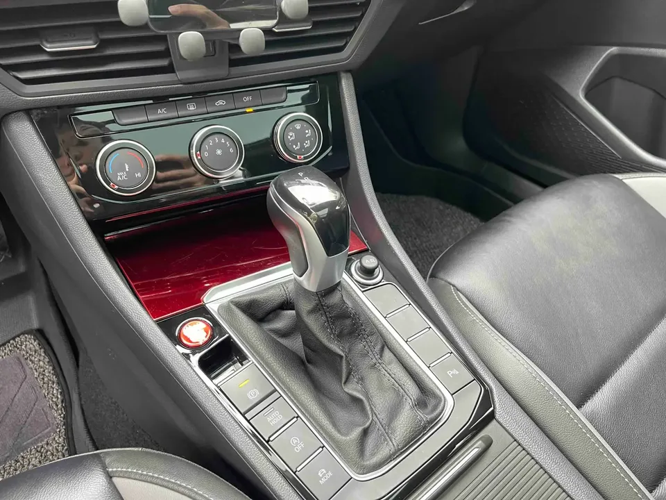 Volkswagen Sagitar Sagitar 280TSI DSG Beyond Edition 2022 — миниатюра 4