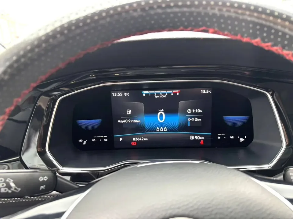 Volkswagen Sagitar Sagitar 200TSI DSG Flying Edition 2022 — миниатюра 3