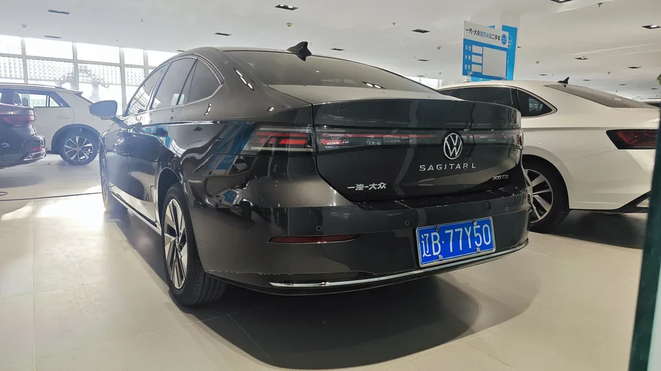 Volkswagen Sagitar 2026 Sagitar L 300TSI DSG Elite Edition 2026 — миниатюра 2