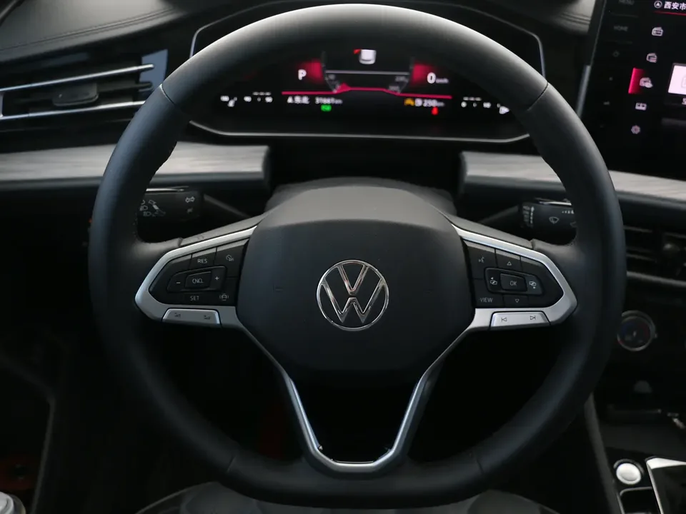 Volkswagen Sagitar Sagitar 300TSI DSG Beyond Edition 2024 — миниатюра 5