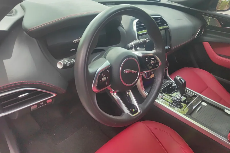 Jaguar XEL XEL 2024 Jaguar XEL 2024 2.0T 250PS R-DYNAMIC S Black Sports Edition 2024 — thumbnail 3