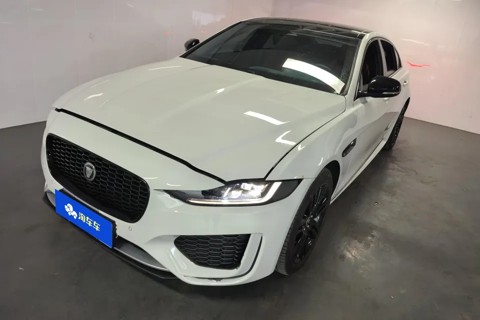 Jaguar XEL XEL 2024 Jaguar XEL 2024 2.0T 250PS R-DYNAMIC S Black Sports Edition 2024 — photo 1, buy with delivery to Moscow