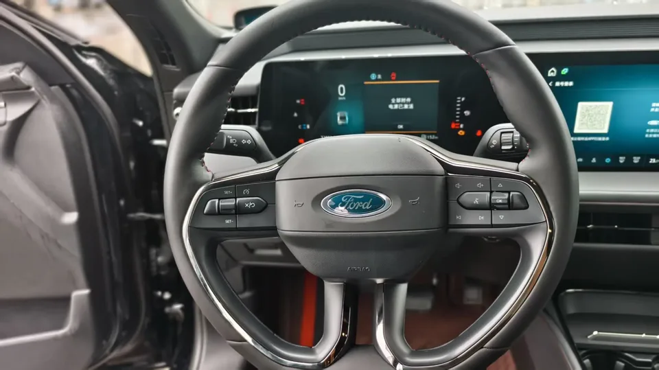 Ford Mondeo Mondeo EcoBoost 180 Comfort Edition 2024 — миниатюра 5