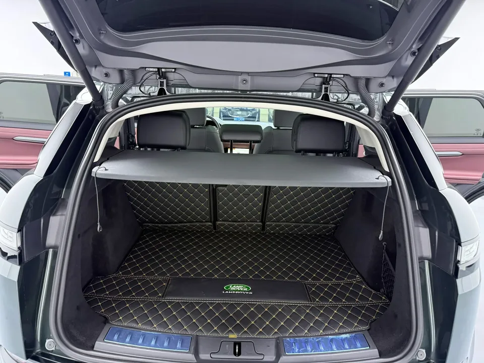 Land Rover Range Rover Evoque Aurora L 249PS R-Dynamic Luxury Edition 2024 — миниатюра 3