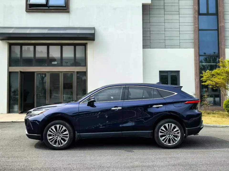 Toyota HARRIER Lingfang Harrier 2022 2.0L CVT 2WD Premium Edition 2022 — миниатюра 4