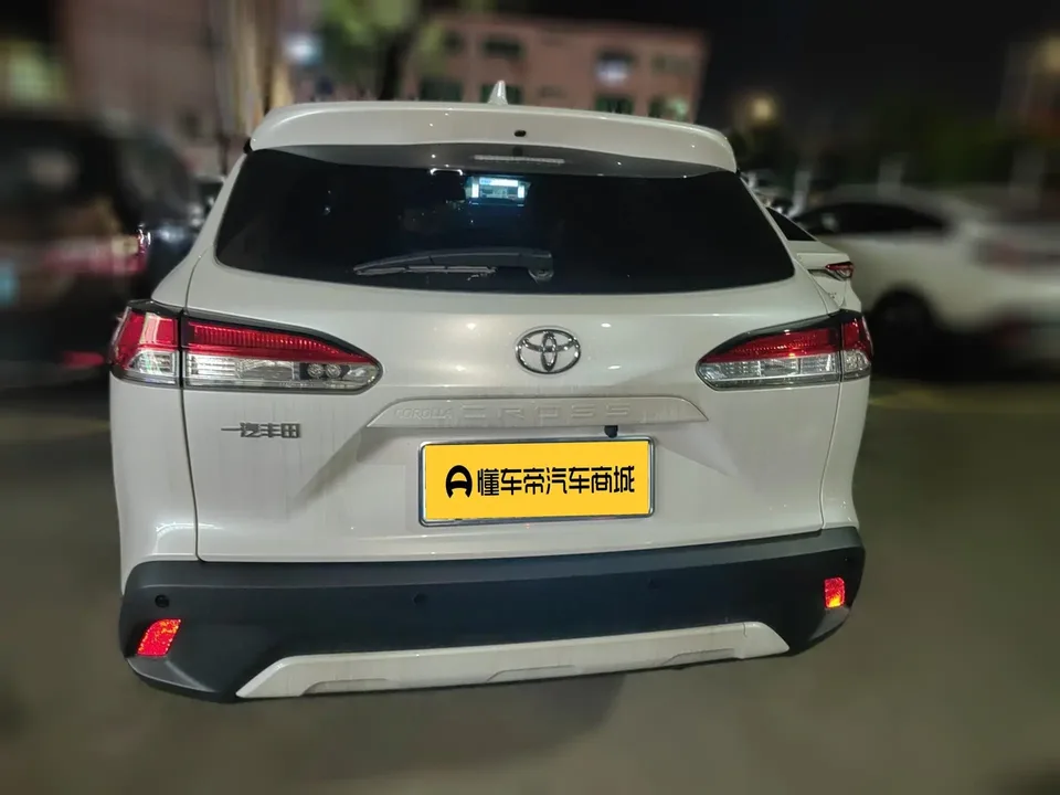 Toyota CorollaCross 2.0L CVT Pioneer Edition 2025 — миниатюра 3