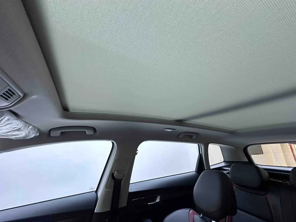 Skoda Karoq TSI280 Luxury Edition 2026 — миниатюра 5
