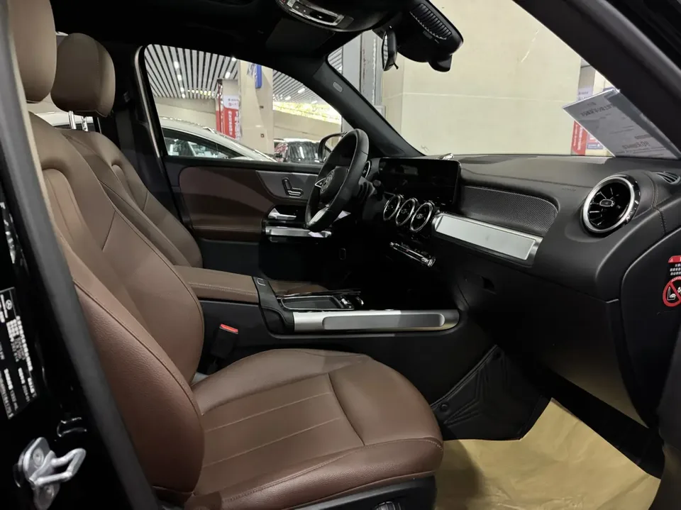 Mercedes-Benz GLB-Class Mercedes-Benz GLB 2024 GLB 200 Dynamic 2024 — thumbnail 2