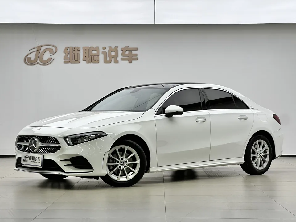 Mercedes-Benz Mercedes Benz A Class 2022