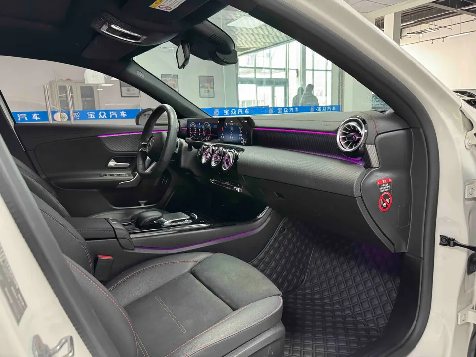 Mercedes-Benz Mercedes Benz A Class Mercedes-Benz A-Class 2024 A 200 L Fashion Edition 2024 — миниатюра 4