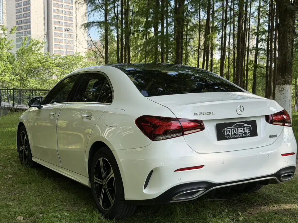 Mercedes-Benz Mercedes Benz A Class Mercedes-Benz A-Class 2023 A 200 L Sports Sedan Fashion Edition 2023 — миниатюра 4