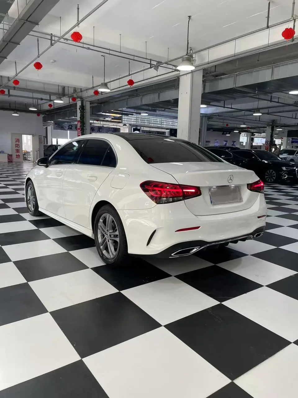 Mercedes-Benz Mercedes Benz A Class Mercedes-Benz A-Class 2022 A 180 L 2022 — миниатюра 2