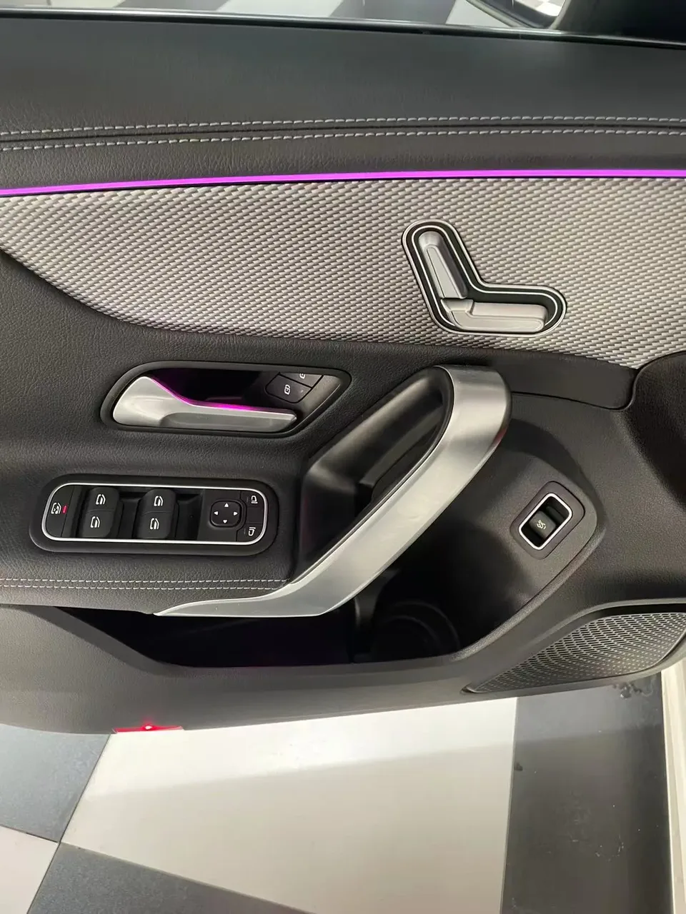 Mercedes-Benz Mercedes Benz A Class Mercedes-Benz A-Class 2022 A 180 L 2022 — миниатюра 3