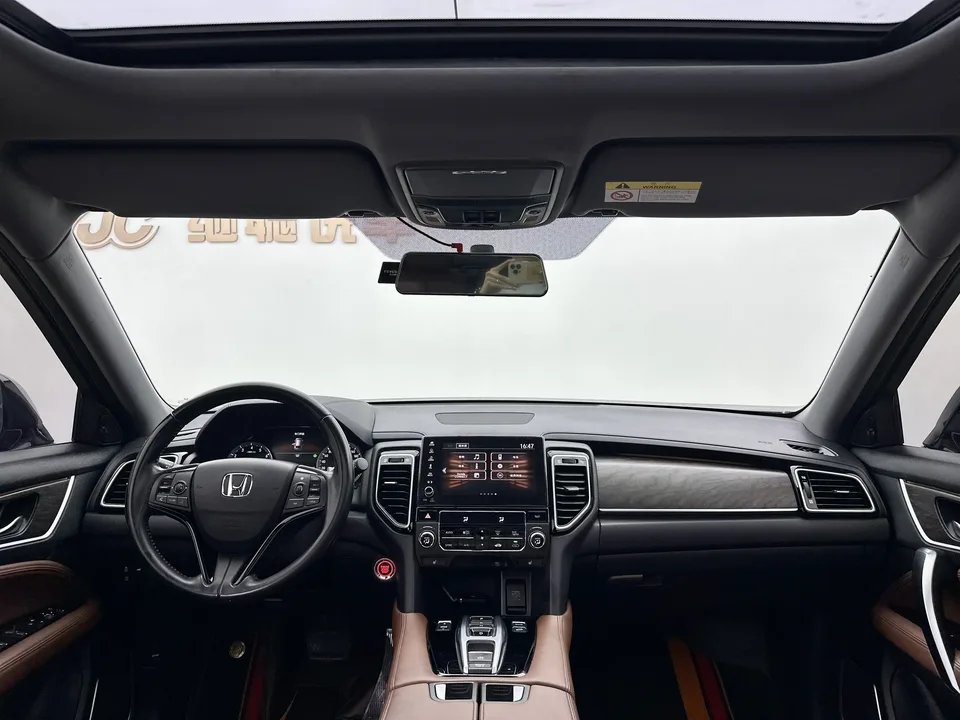 Honda UR-V UR-V 2020 370TURBO 2WD Elegant Edition 2022 — thumbnail 4