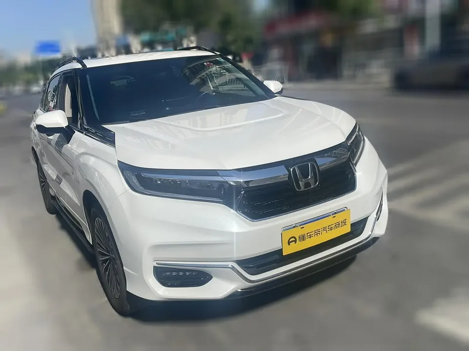 Honda Avancier Crown Road 370 TURBO 9AT Luxury Edition 2024 — миниатюра 3