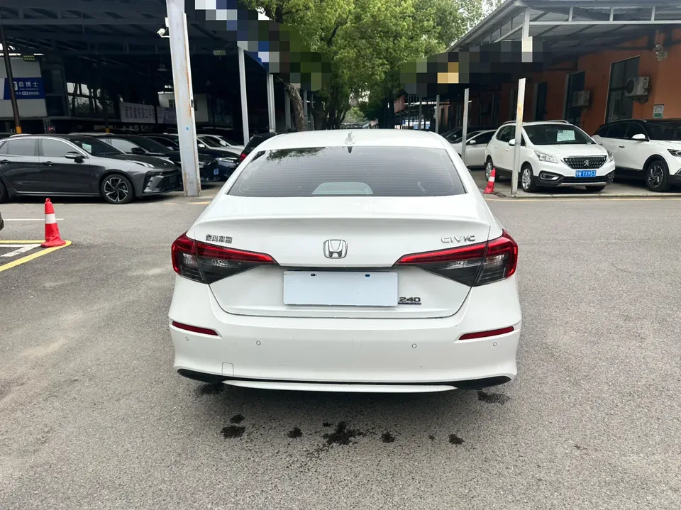 Honda CIVIC Civic 240TURBO CVT Power Edition 2023 — миниатюра 2