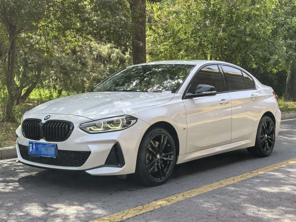 BMW 1 Series 2022