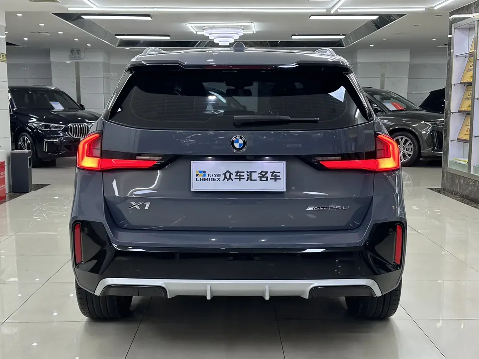 BMW X1 sDrive25Li M Sport Package 2023 — миниатюра 2