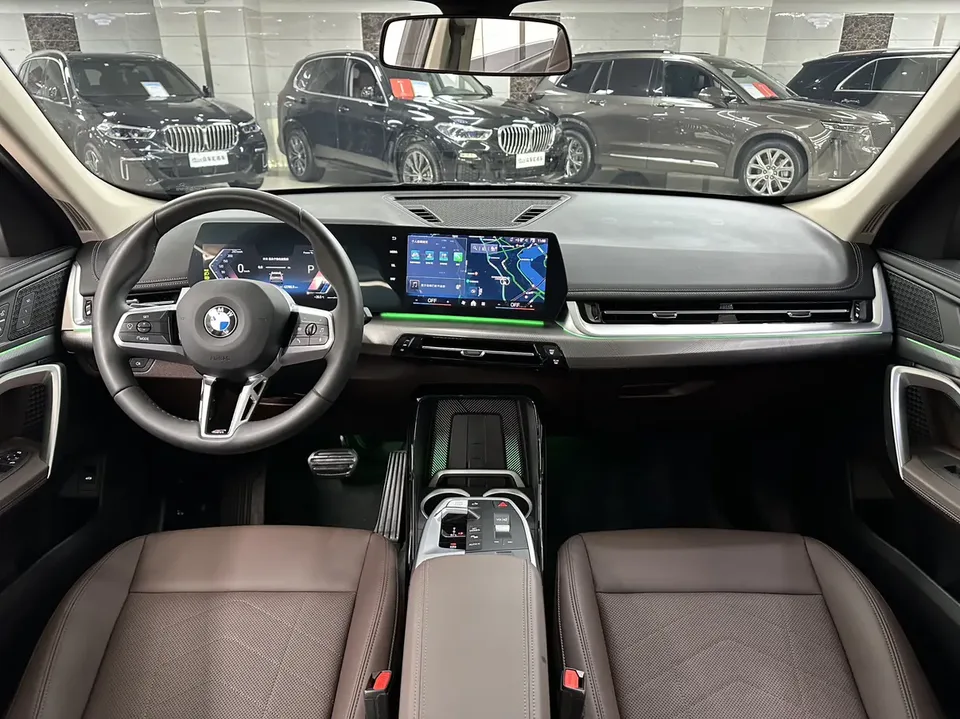 BMW X1 sDrive25Li M Sport Package 2023 — миниатюра 4