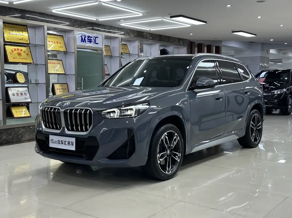 BMW X1 sDrive25Li M Sport Package 2023 — фото 1, купить с доставкой в Москву