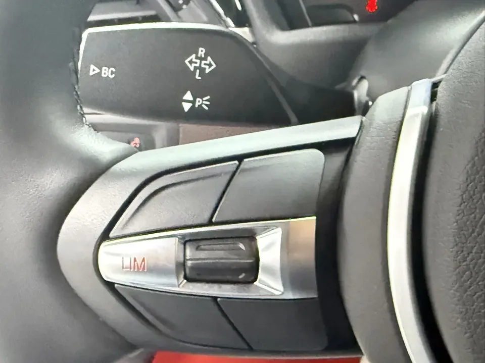 BMW X1 BMW X1 2022 sDrive20Li Exclusive Model 2022 — миниатюра 5