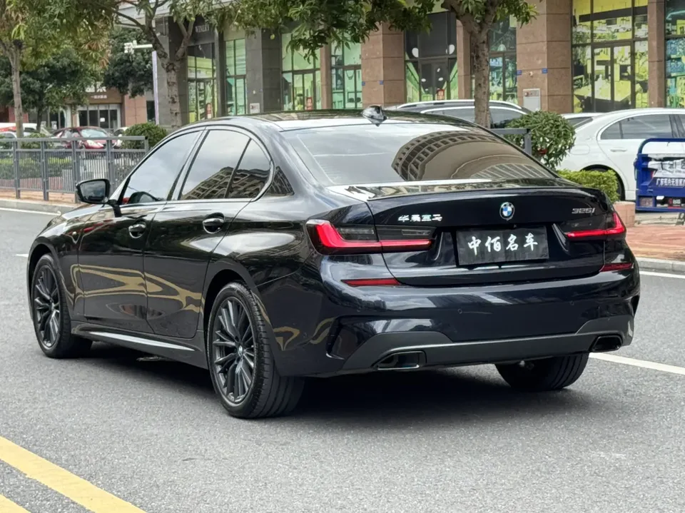 BMW 3 Series 3 Series 2022 BMW 3 Series 2022 325i M Sport Night Edition 2022 — thumbnail 2