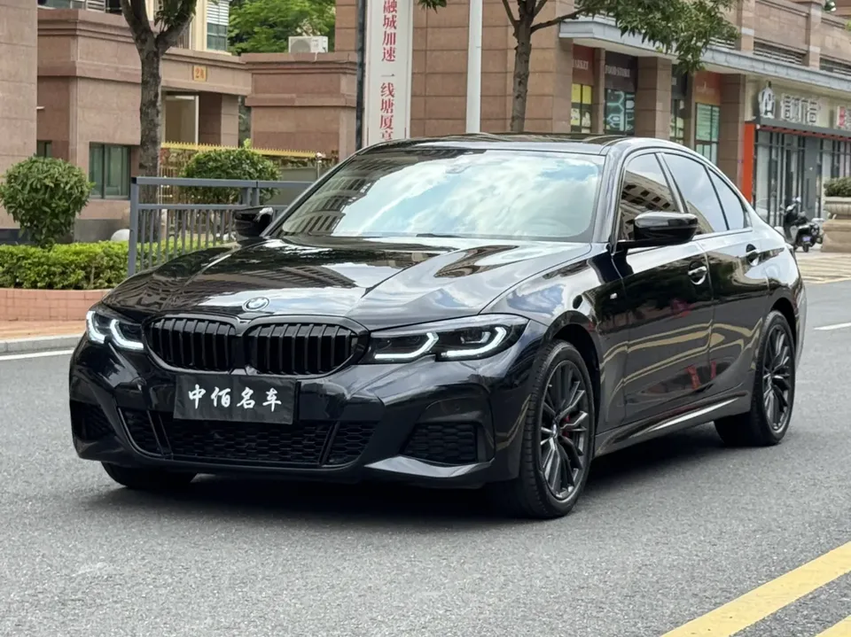 BMW 3 Series 2022