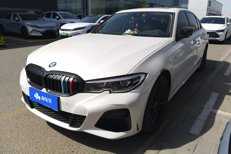 BMW 3 Series 2022