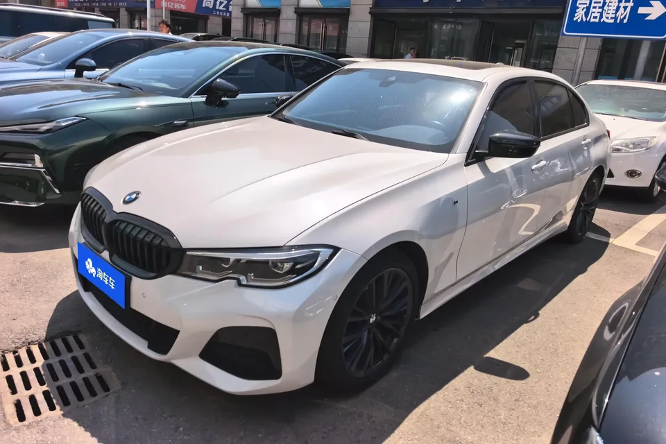BMW 3 Series 2022