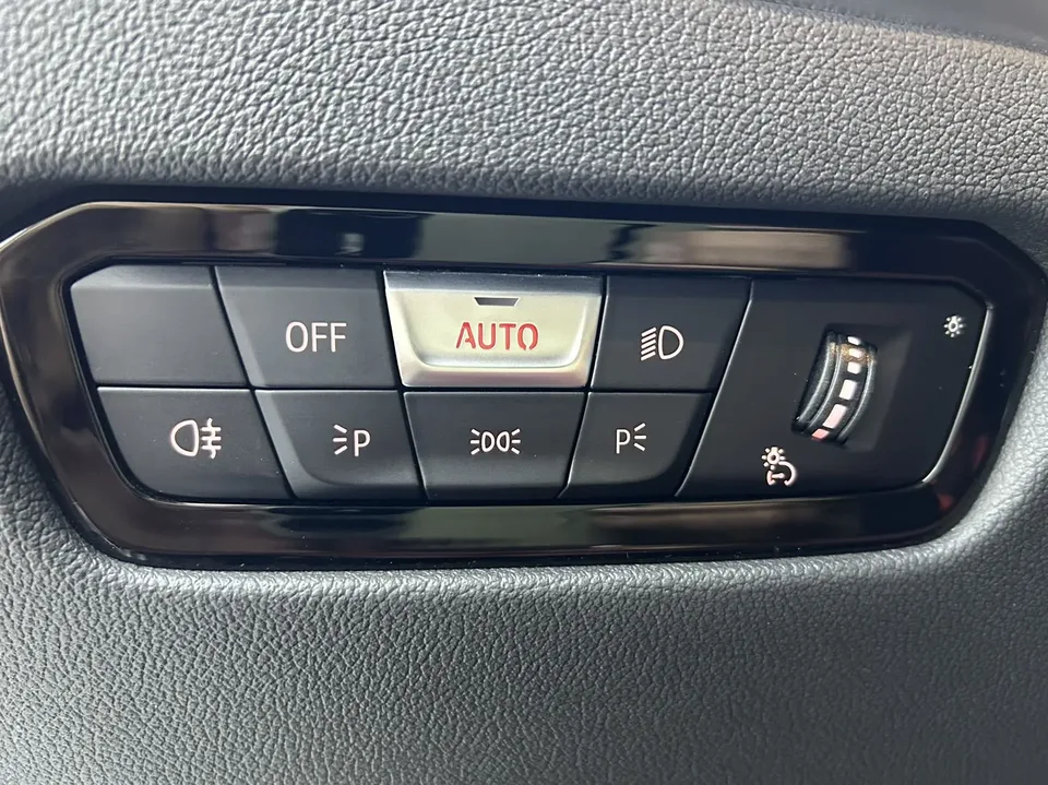 BMW 3 Series BMW 3 Series 2023 320Li M Sport Package 2022 — миниатюра 4