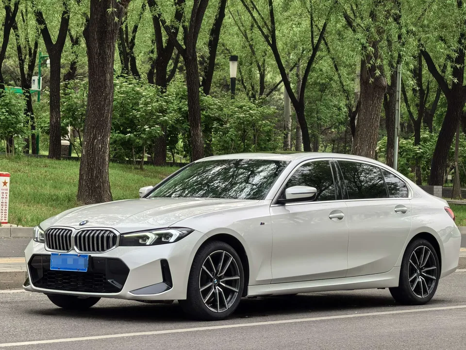 BMW 3 Series 2023