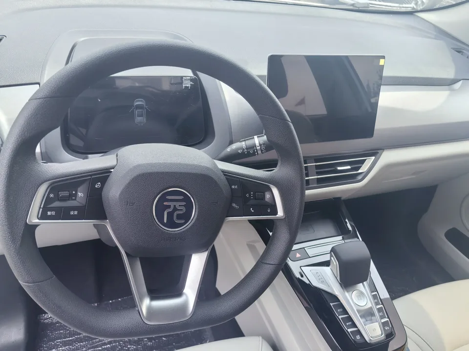 BYD Yuan Pro Yuan Pro 2023 401KM Luxury 2024 — thumbnail 5