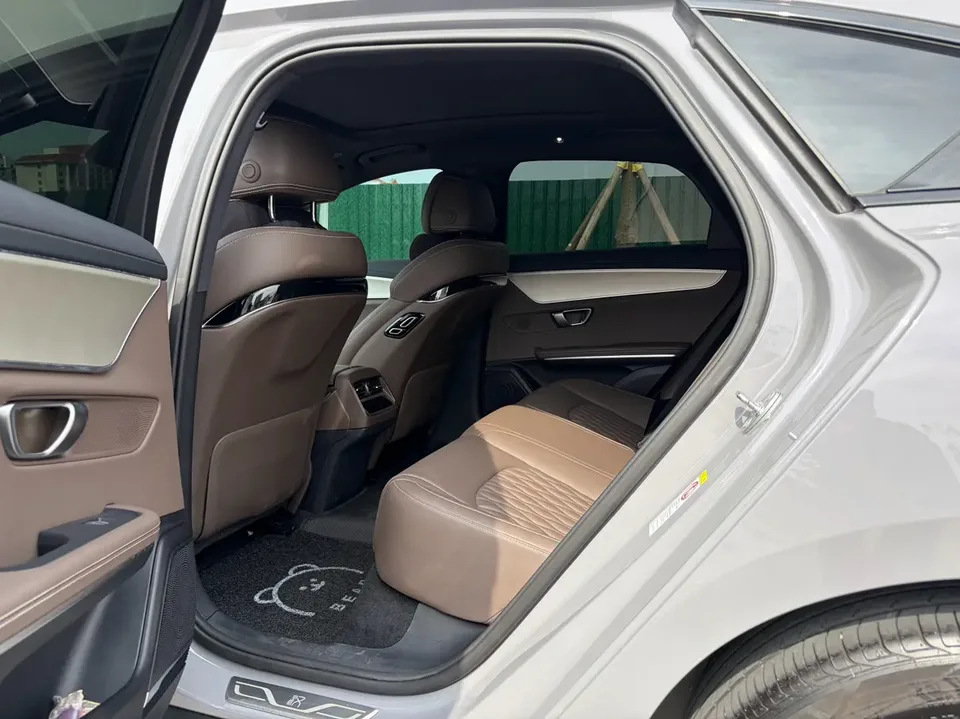 BYD Han DM Intelligent Driving Edition DM-i 125KM Elite 2024 — миниатюра 3