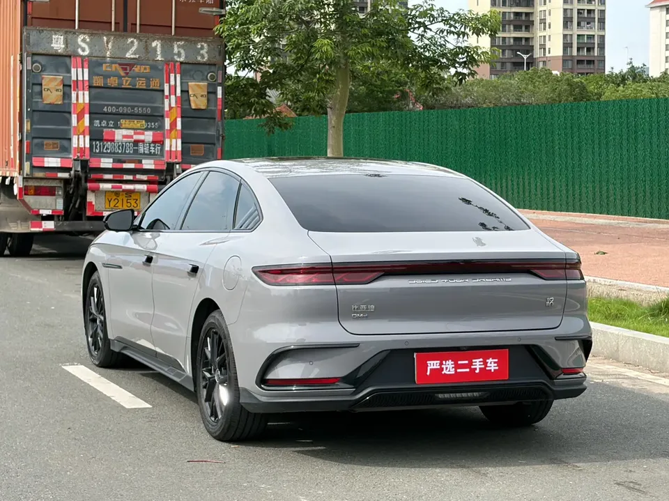 BYD Han DM Intelligent Driving Edition DM-i 125KM Elite 2024 — миниатюра 4