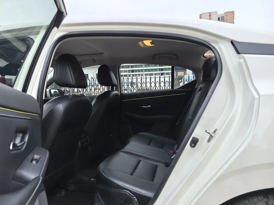 Nissan Sylphy Sylphy 2022 Sylphy 2022 1.6L XL CVT Enjoy Edition 2022 — thumbnail 3